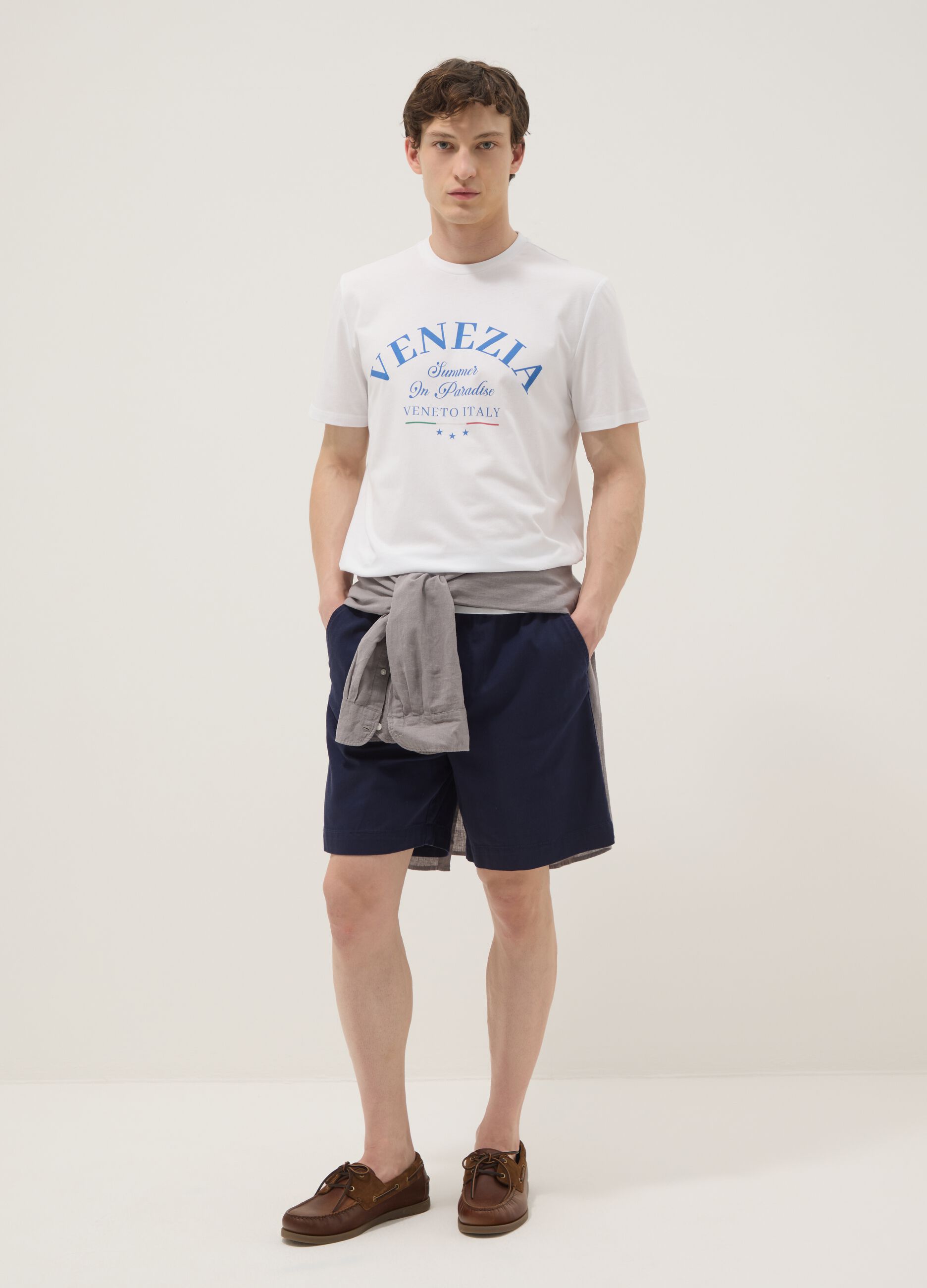 White pure cotton T-shirt with front print, regular fit