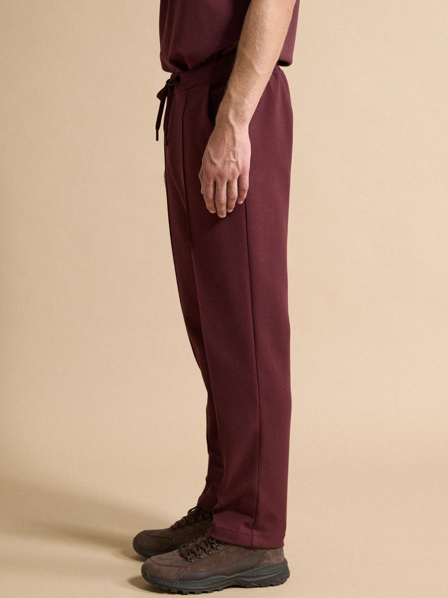 Red regular-fit stretch cotton trousers_2