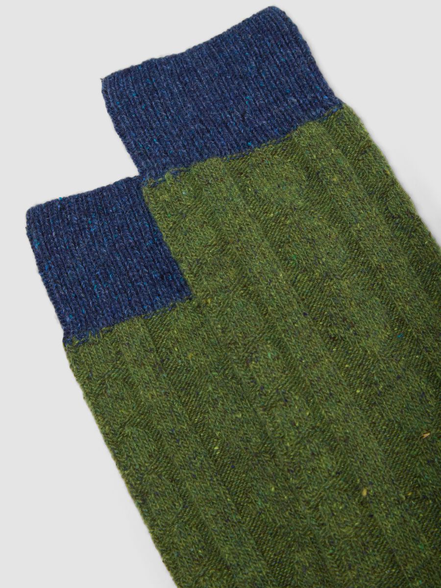 Green ankle socks in stretch wool and silk_2