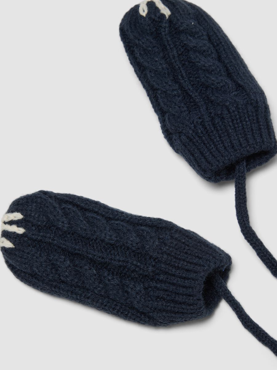 Blue jacquard knit hat and mittens set_2