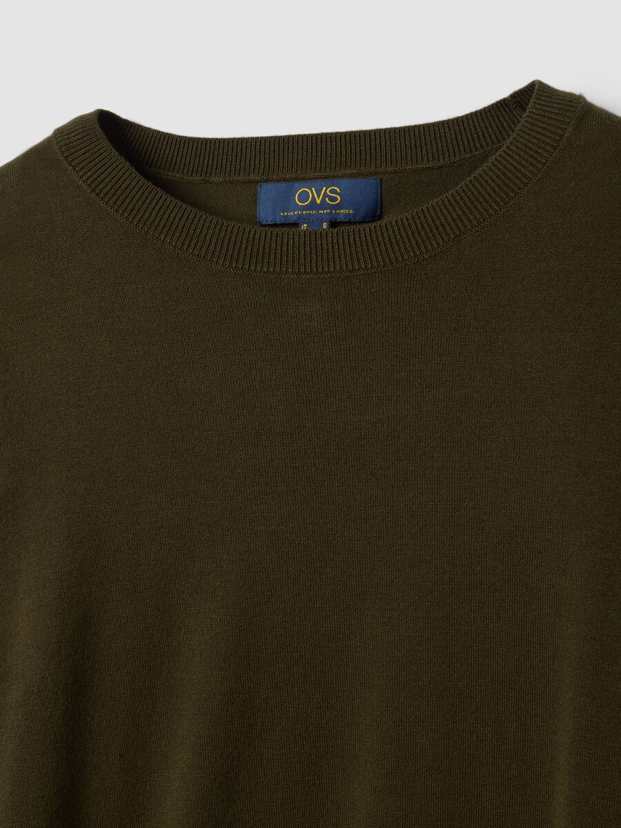 Maglia verde in misto viscosa a girocollo_5