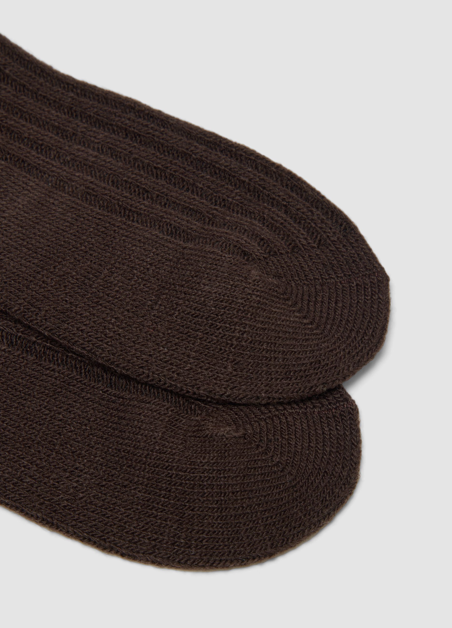 Brown ribbed stretch-fabric socks