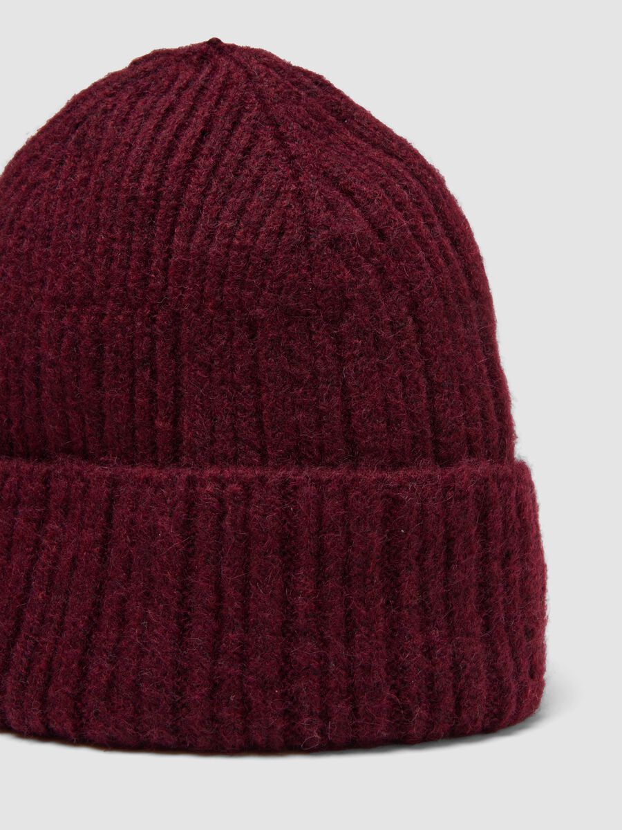 Burgundy ribbed stretch-wool beanie_2