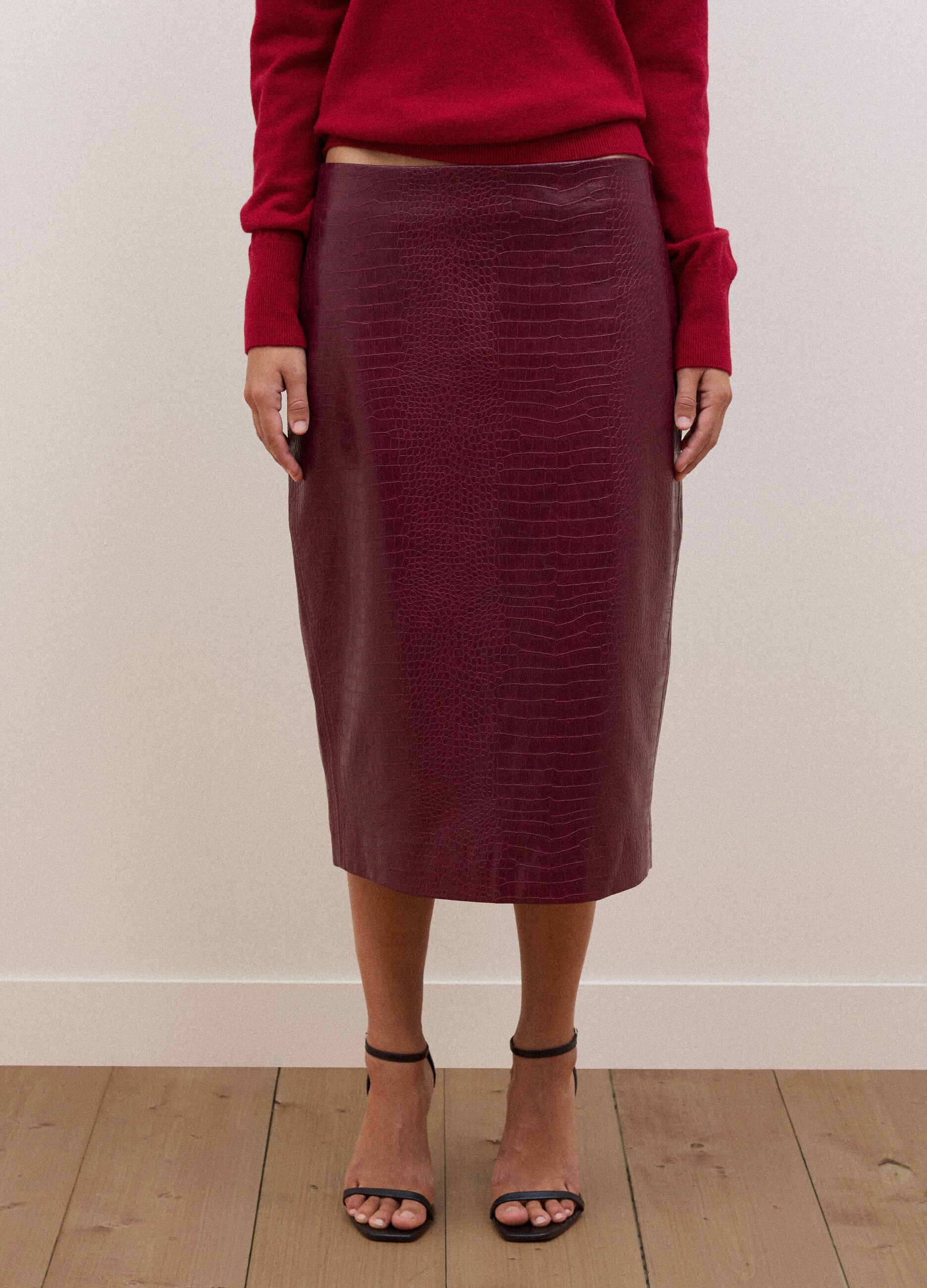 Red midi skirt in pure viscose with embossed print