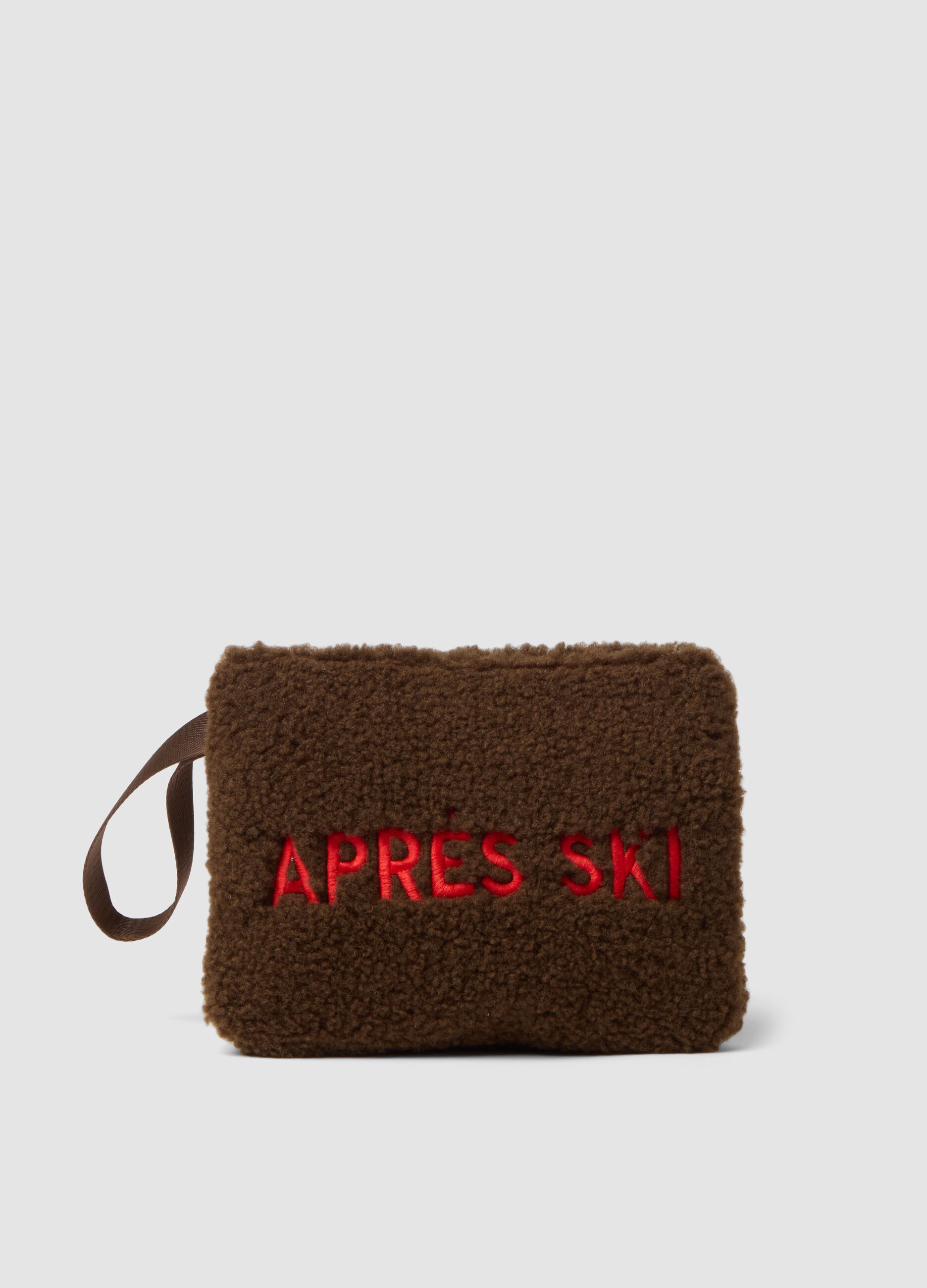 Brown wristlet pouch with zip and teddy effect