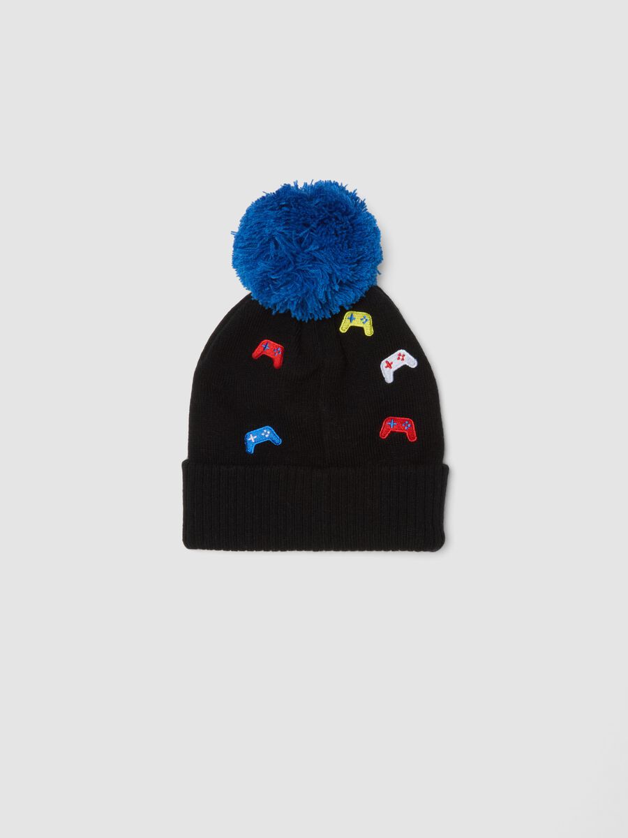 Black hat with blue pompom_1