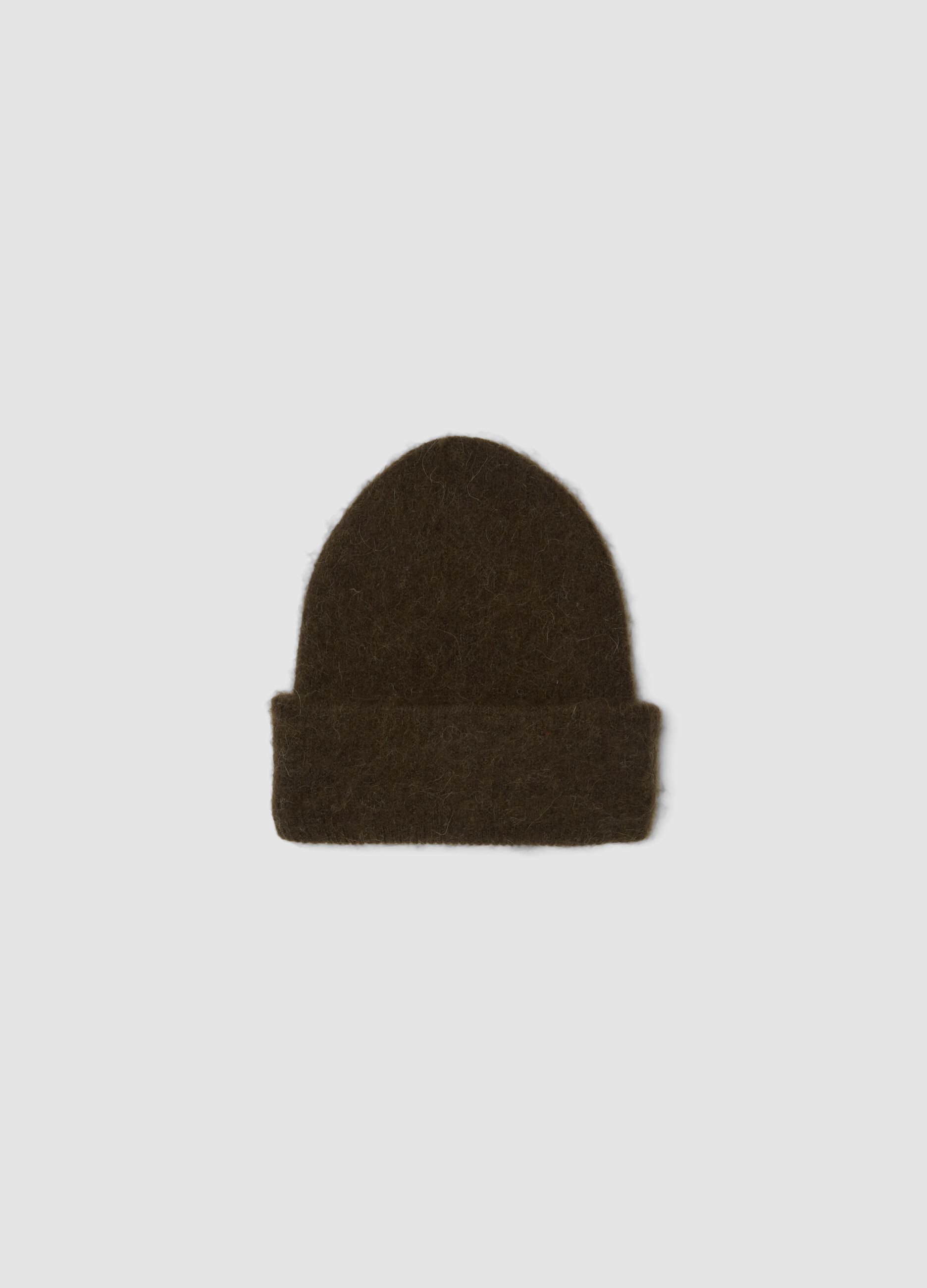 Berretto marrone in lana e alpaca elasticizzato