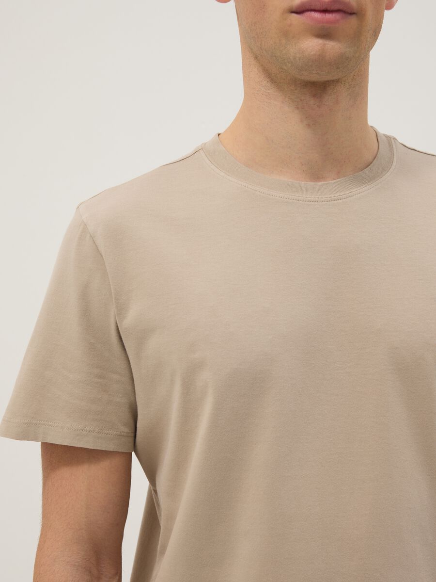 Beige short-sleeve t-shirt in pure Italian cotton_3