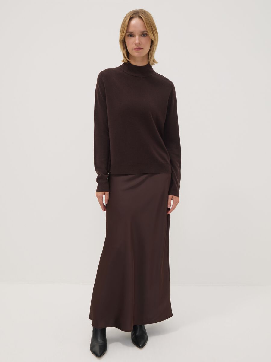 Brown long-sleeve top with raised neck, regular fit_2