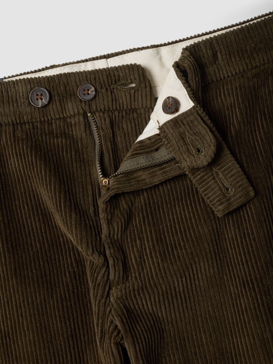 Pantaloni marroni in cotone elasticizzato a coste_1