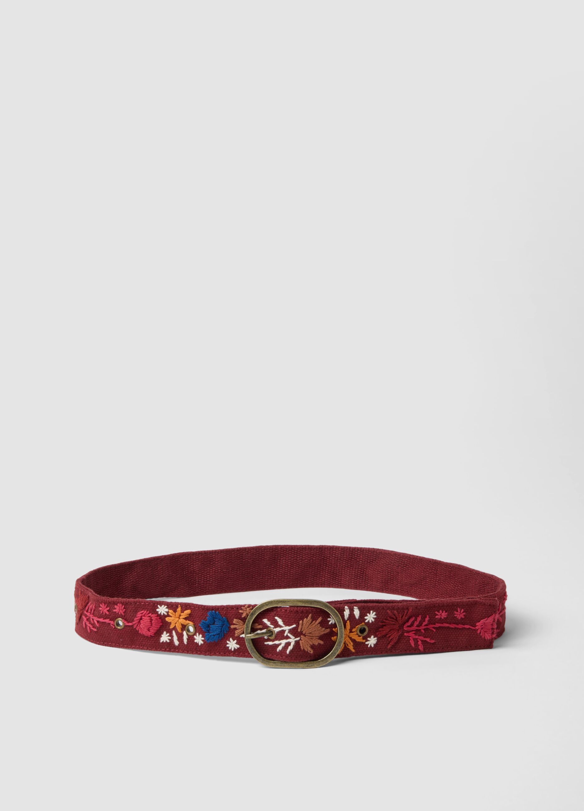 Red embroidered belt in pure cotton