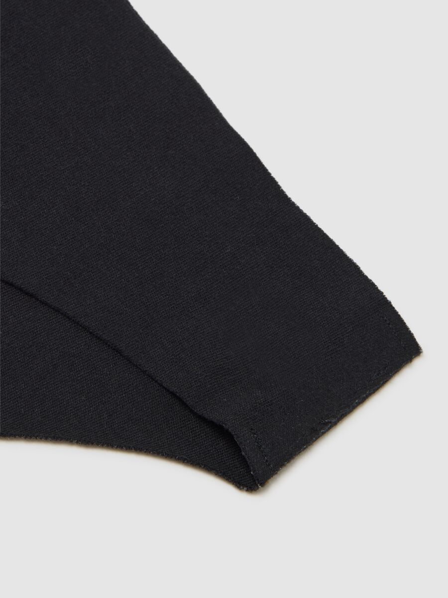 Black stretch cotton briefs, regular fit_5