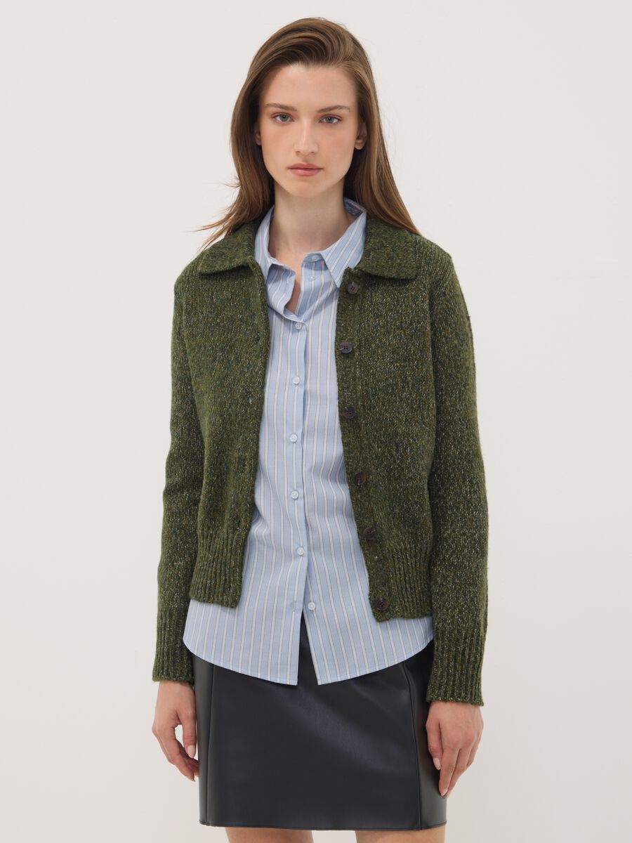 Cardigan verde in misto lana con colletto polo_0