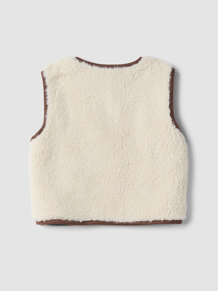 White crew-neck gilet with floral embroidery, regular fit_2