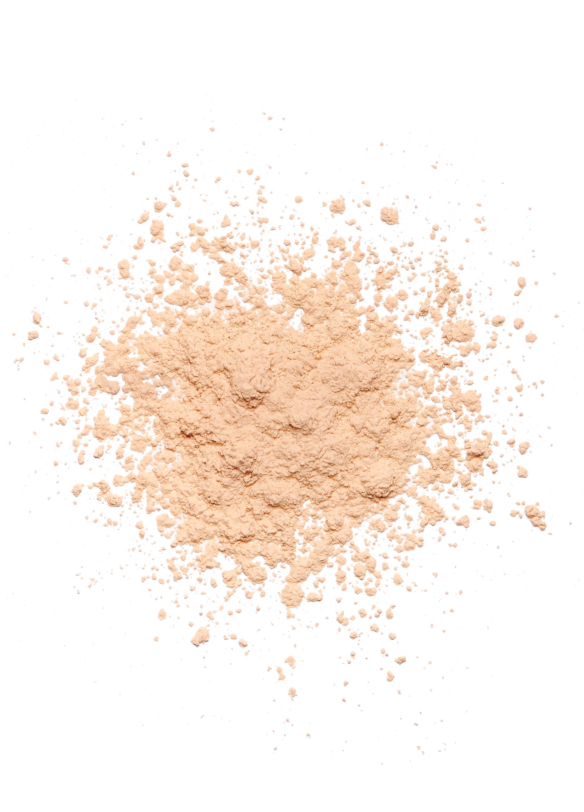 Revolution Loose Baking Powder Peach loose setting powder