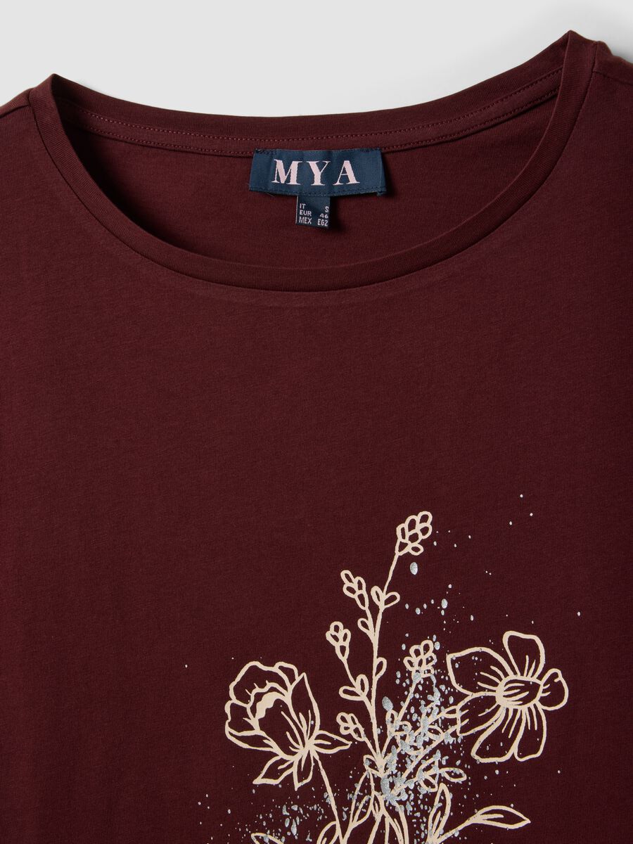 Red pure cotton T-shirt with floral print, regular fit_5