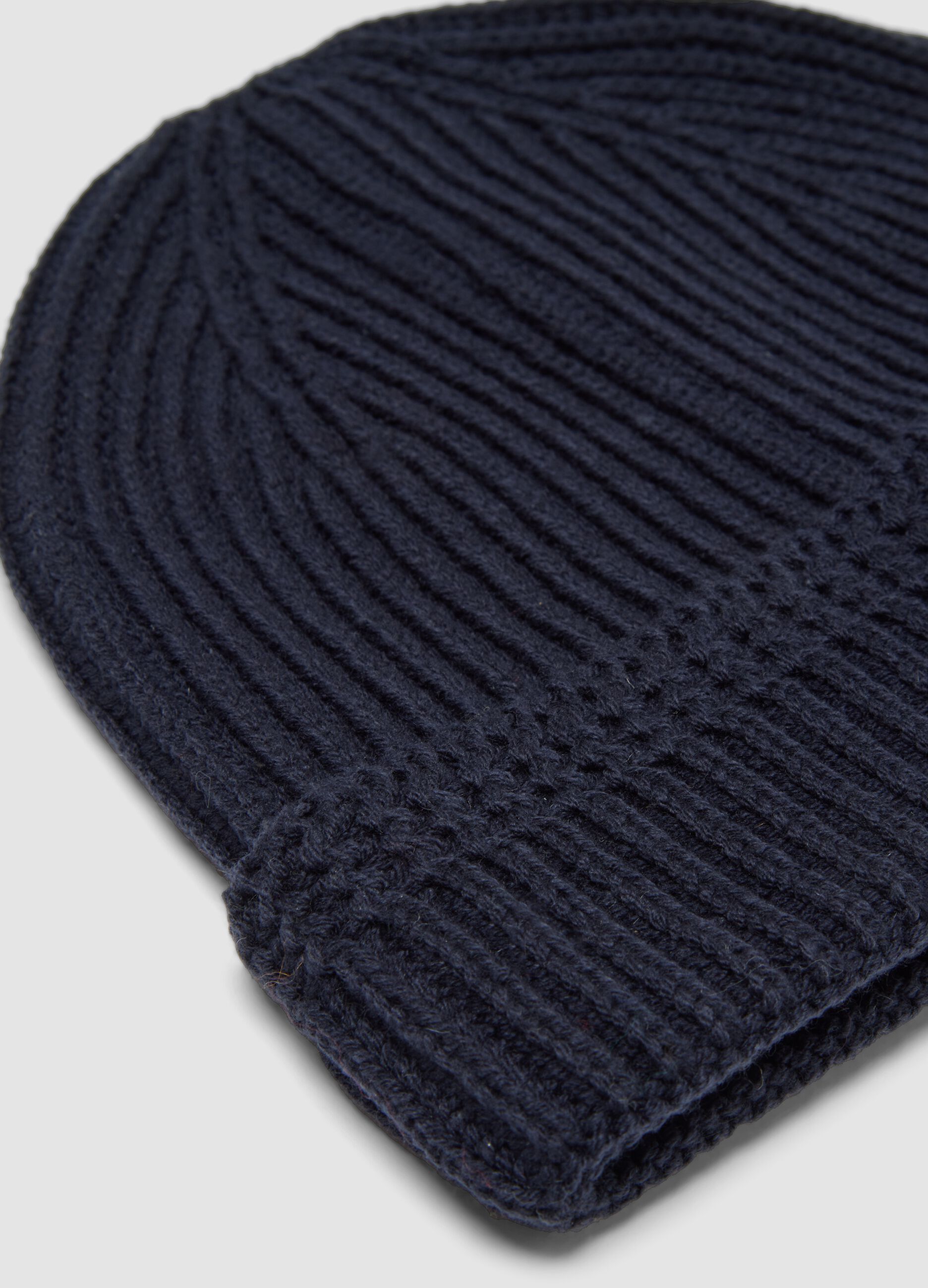 Berretto denim a coste in misto cotone