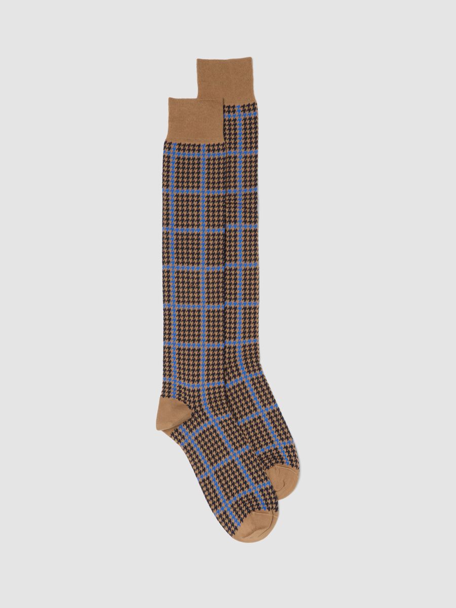 Brown long socks in stretch cotton with houndstooth pattern_0