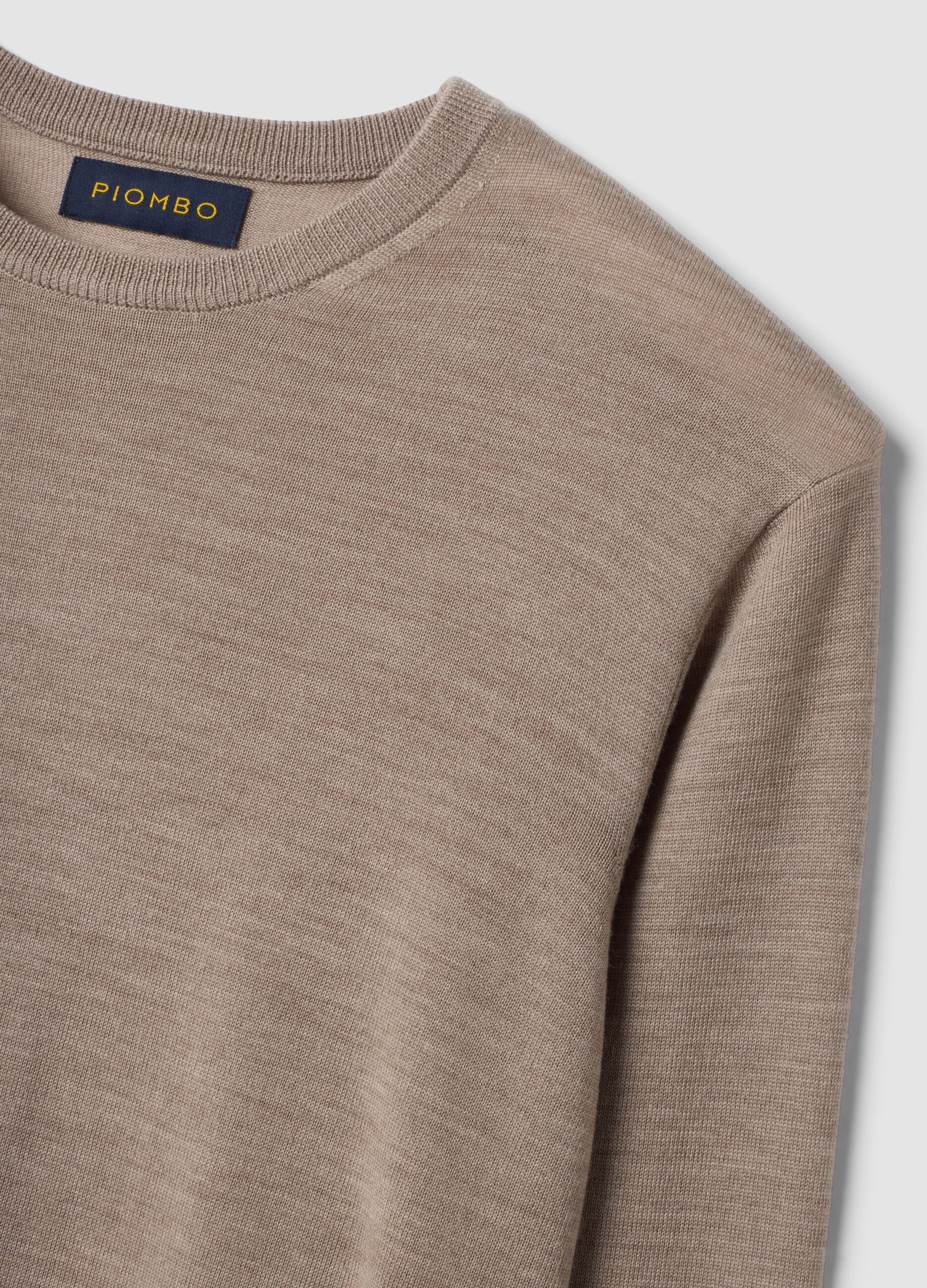 Beige crew-neck jumper in pure merino wool, regular fit