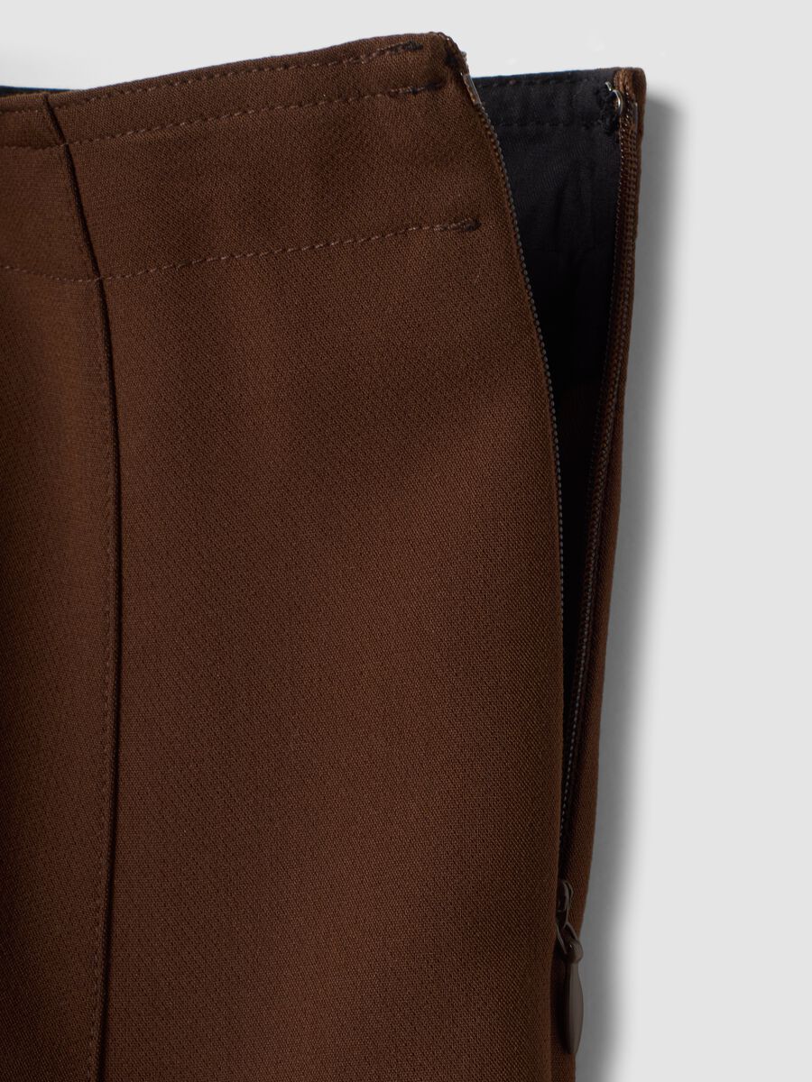Gonna marrone in viscosa elasticizzata a vita regular_1