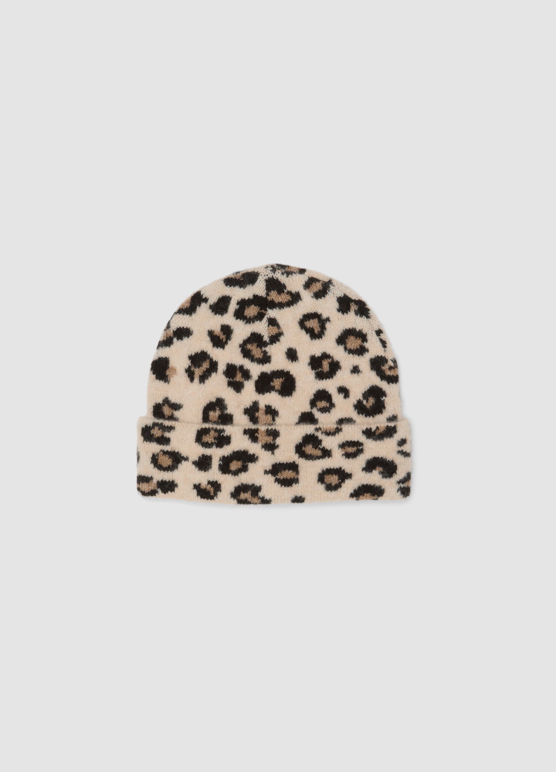 Cappello beige in lana elasticizzato con fantasia animalier