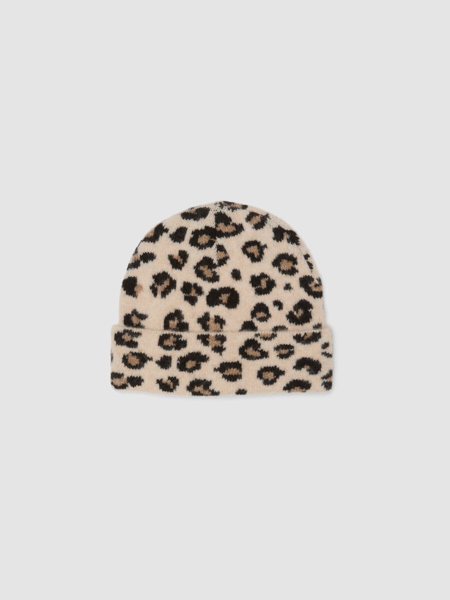Cappello beige in lana elasticizzato con fantasia animalier_0