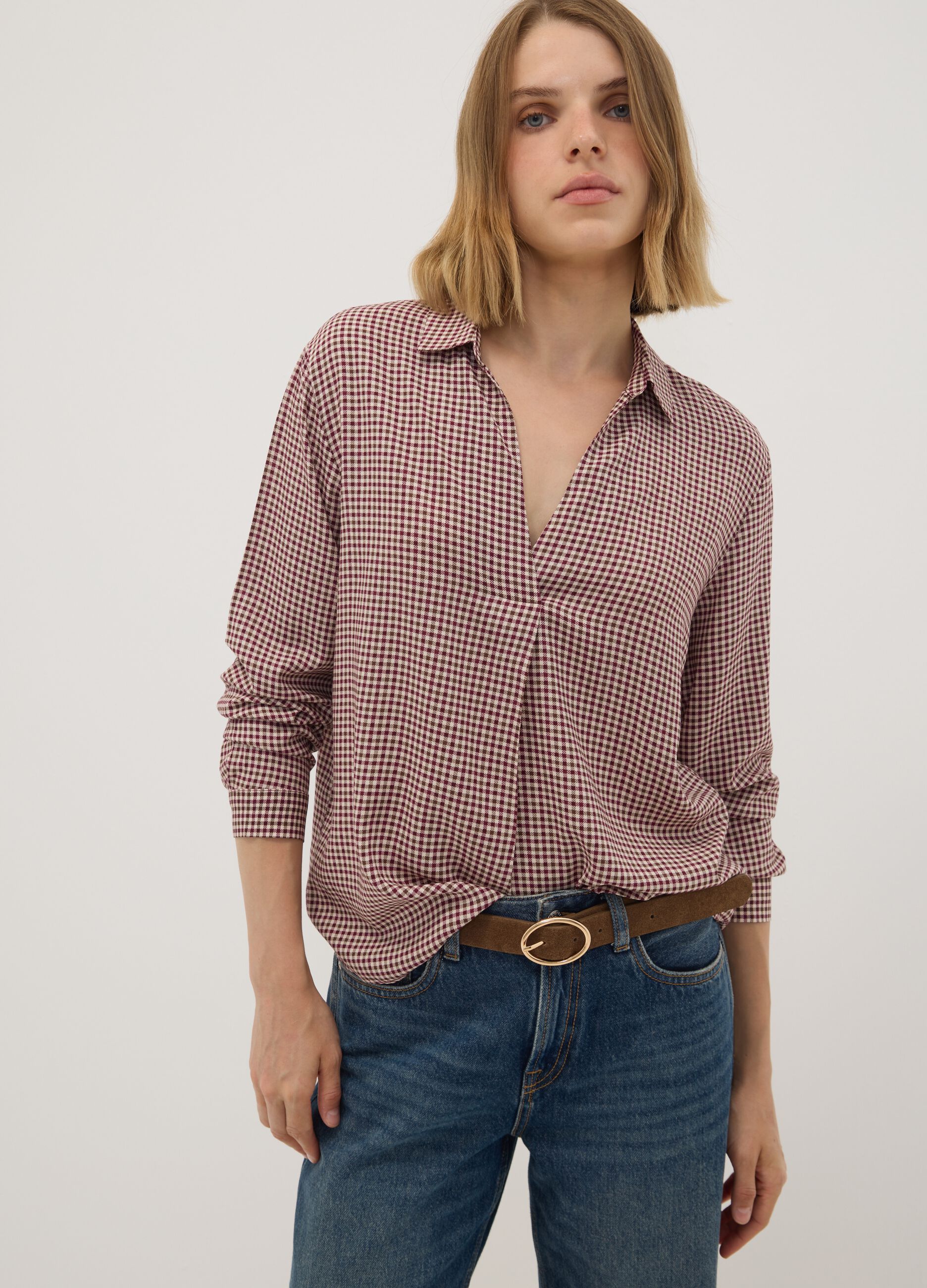 Brown checked pure viscose shirt with classic collar, regular fit