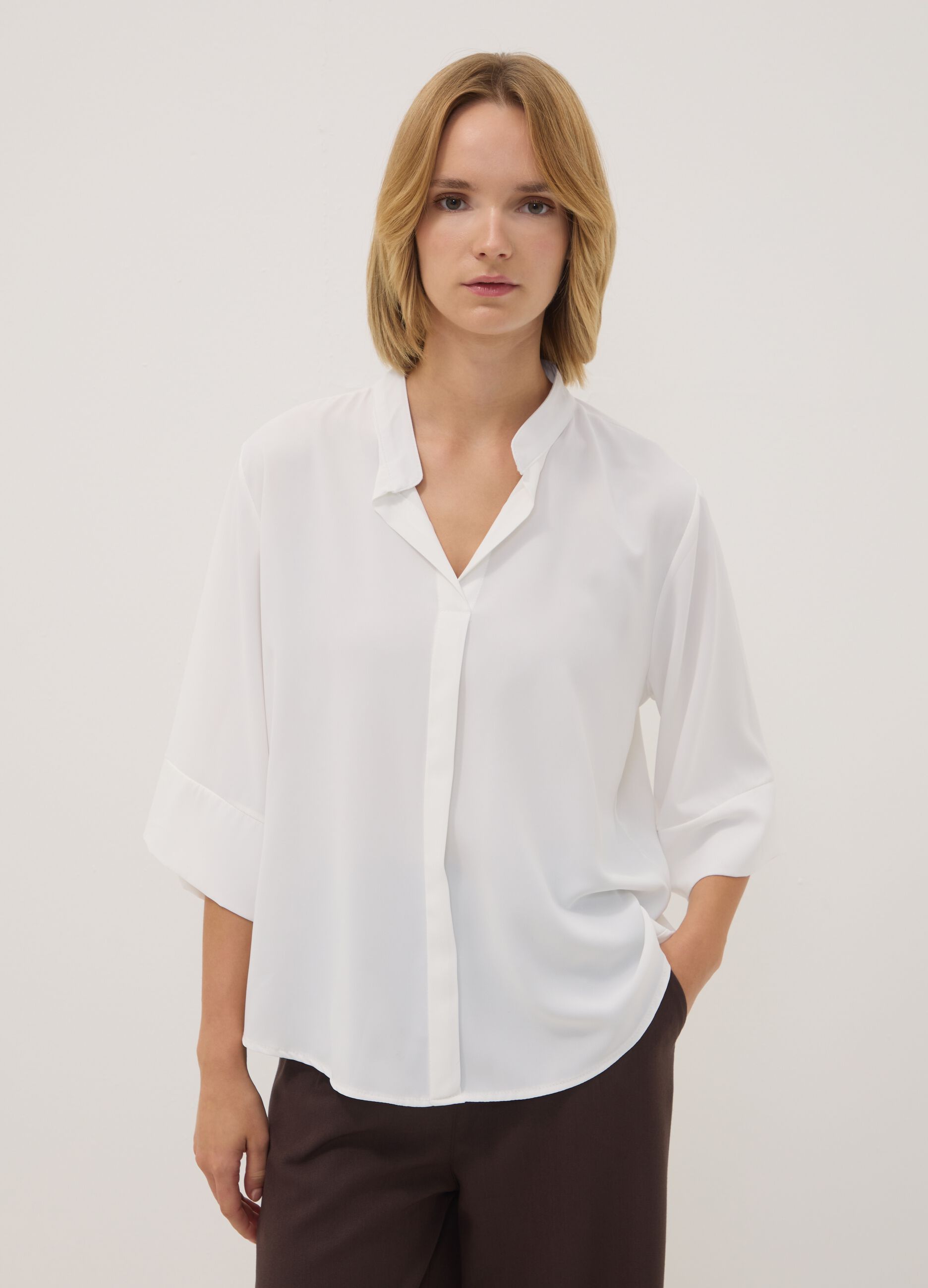 White regular-fit blouse with wide sleeves and mandarin collar