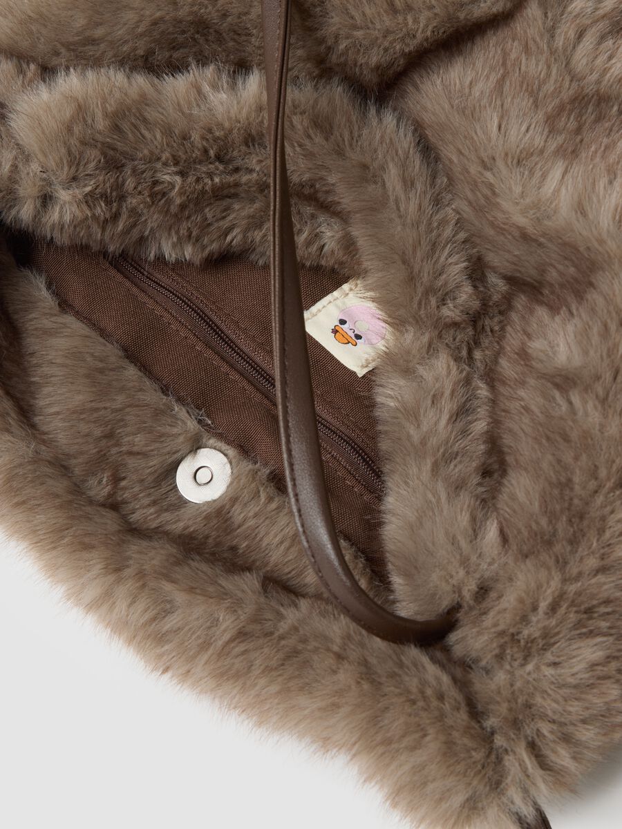 Grey shoulder bag with teddy effect_2