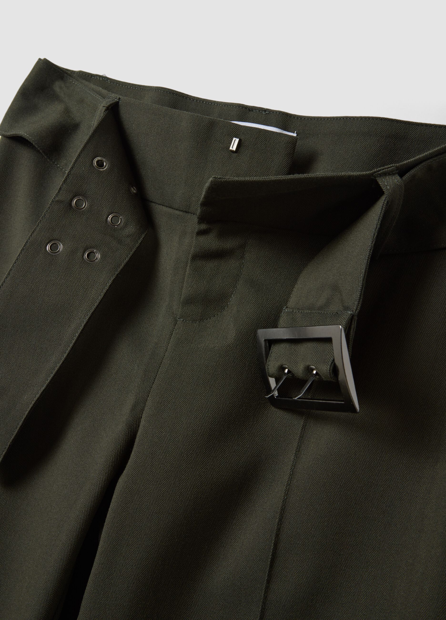 Green slim-fit stretch viscose trousers