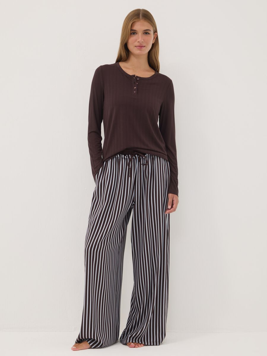 Brown ribbed stretch viscose pyjama top_0
