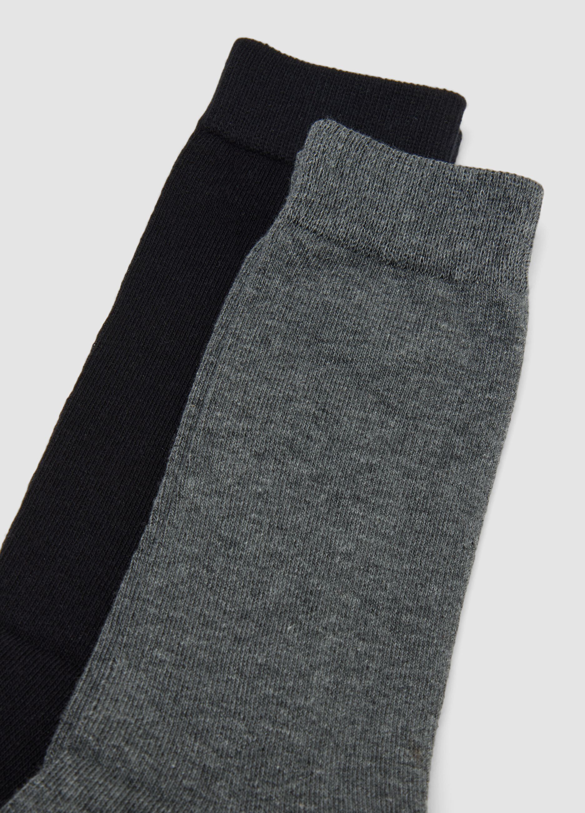 3-pack of grey mid-calf socks in stretch organic cotton