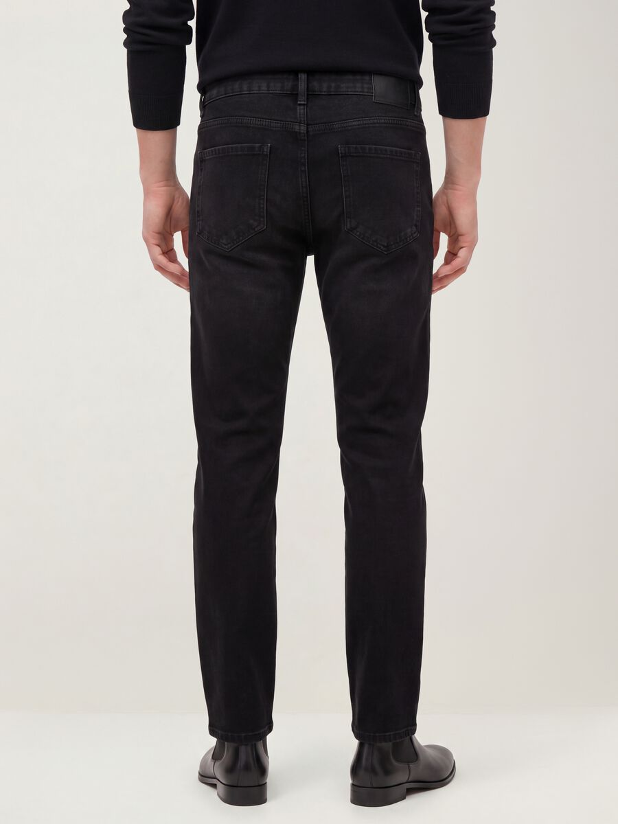 Black regular-fit jeans in a cotton, lyocell and viscose blend_2