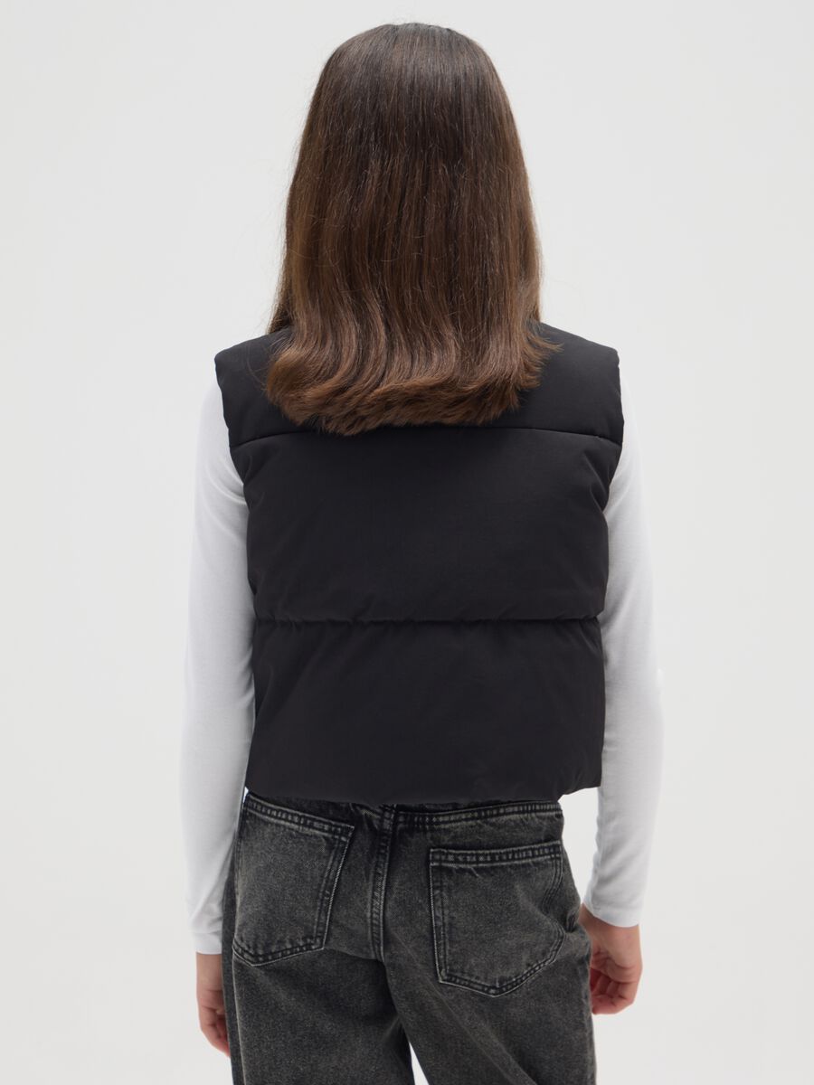 Black padded gilet with zip for girls_1