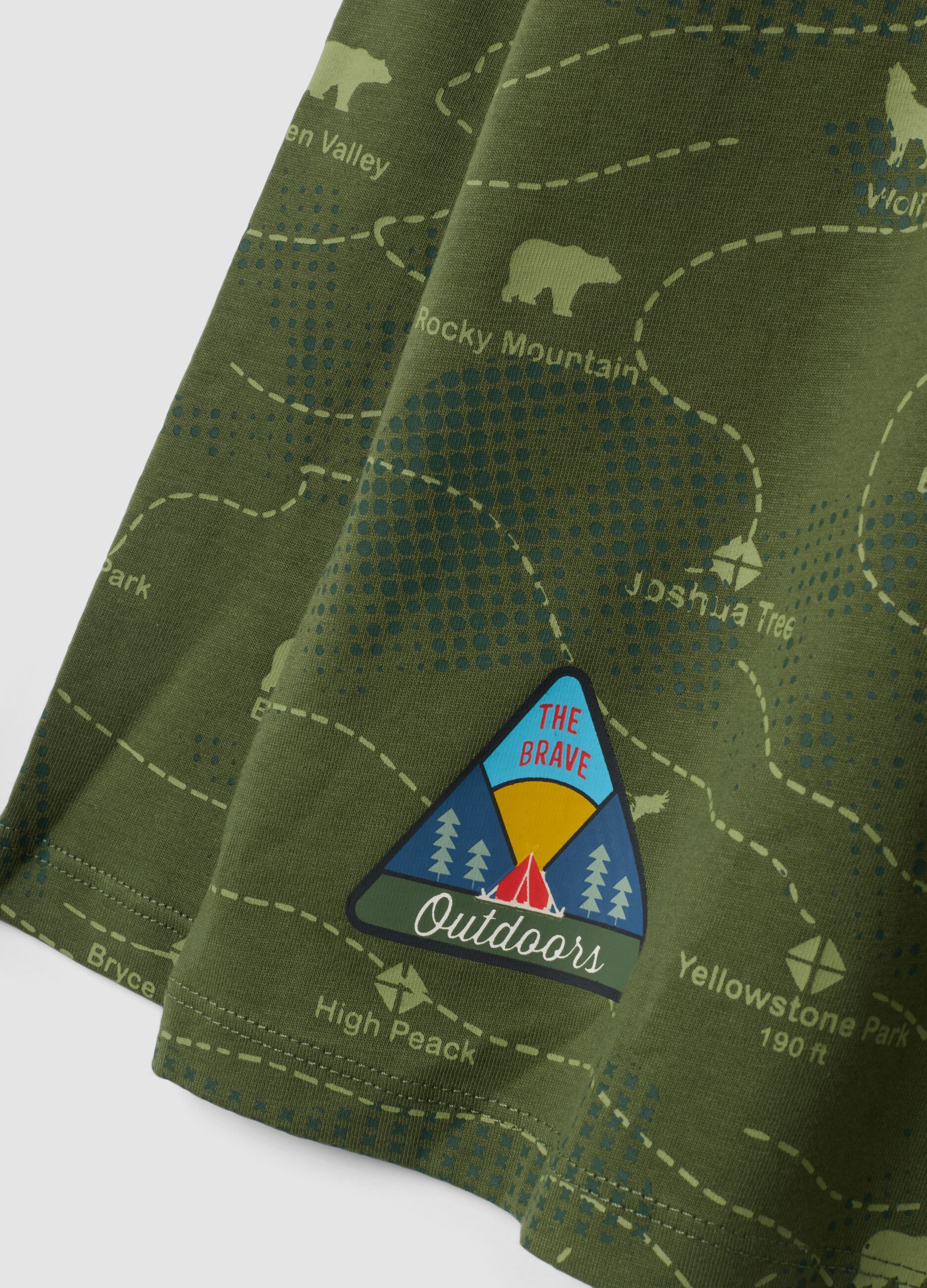 Green oversized pure cotton T-shirt with decorative patches