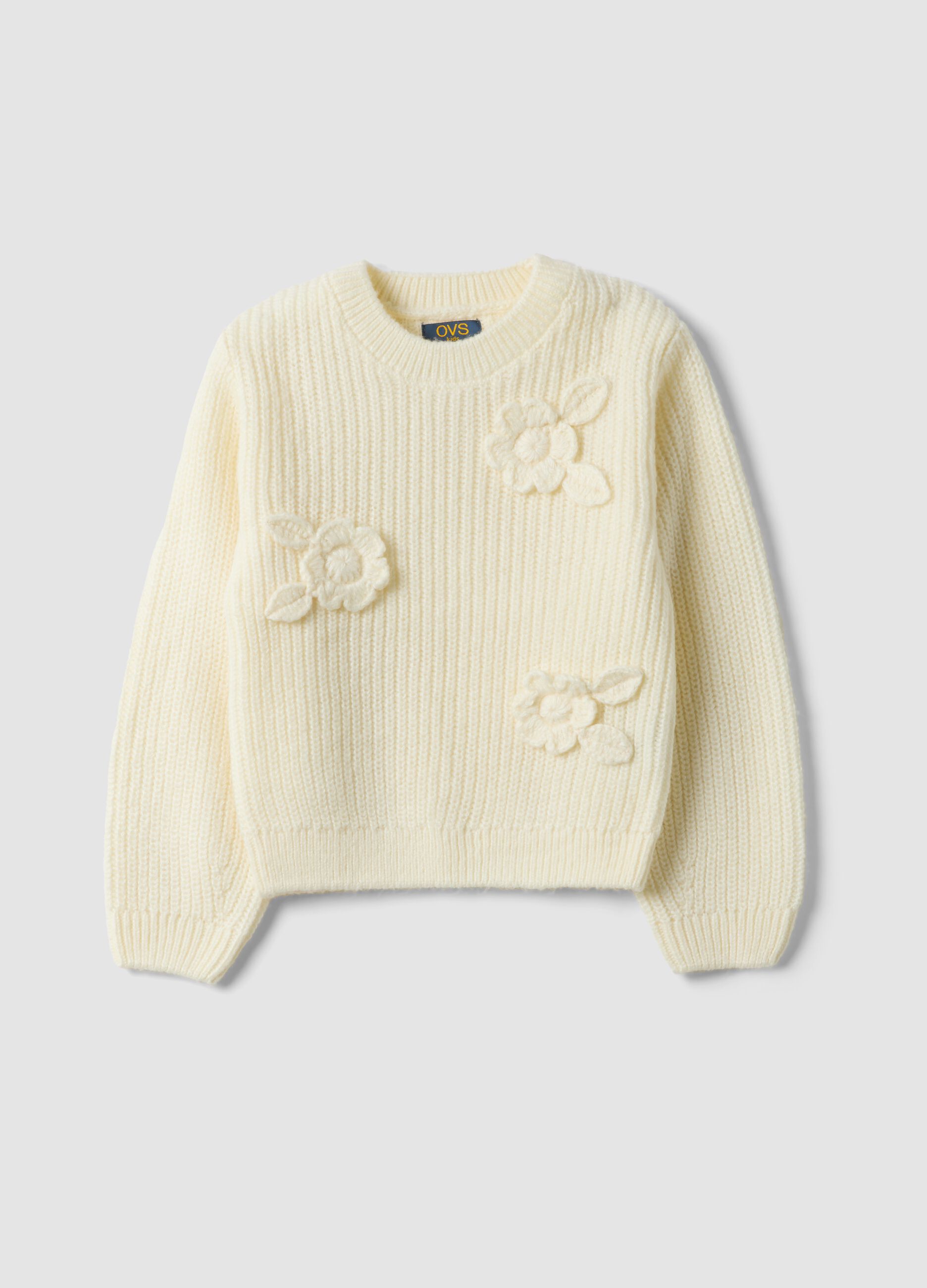 White ribbed crew-neck top with appliqu&eacute; flowers