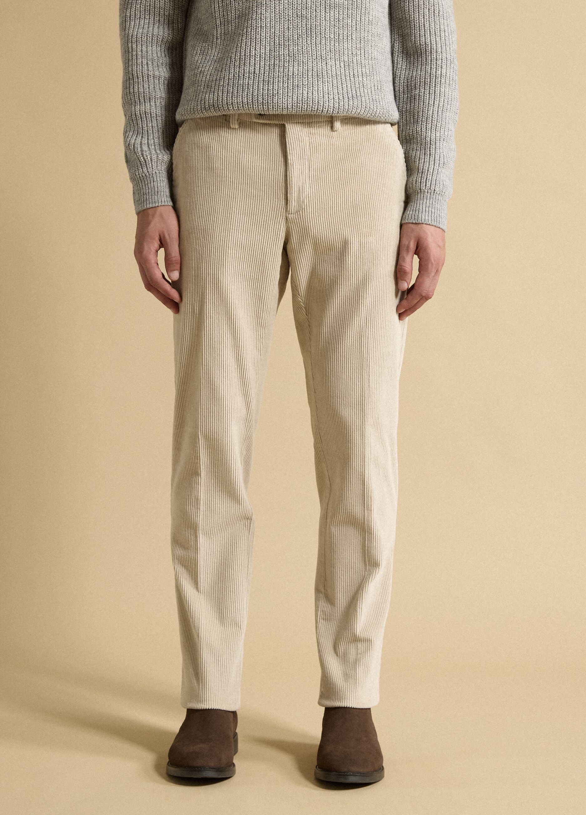 Pantaloni beige in cotone elasticizzato a coste