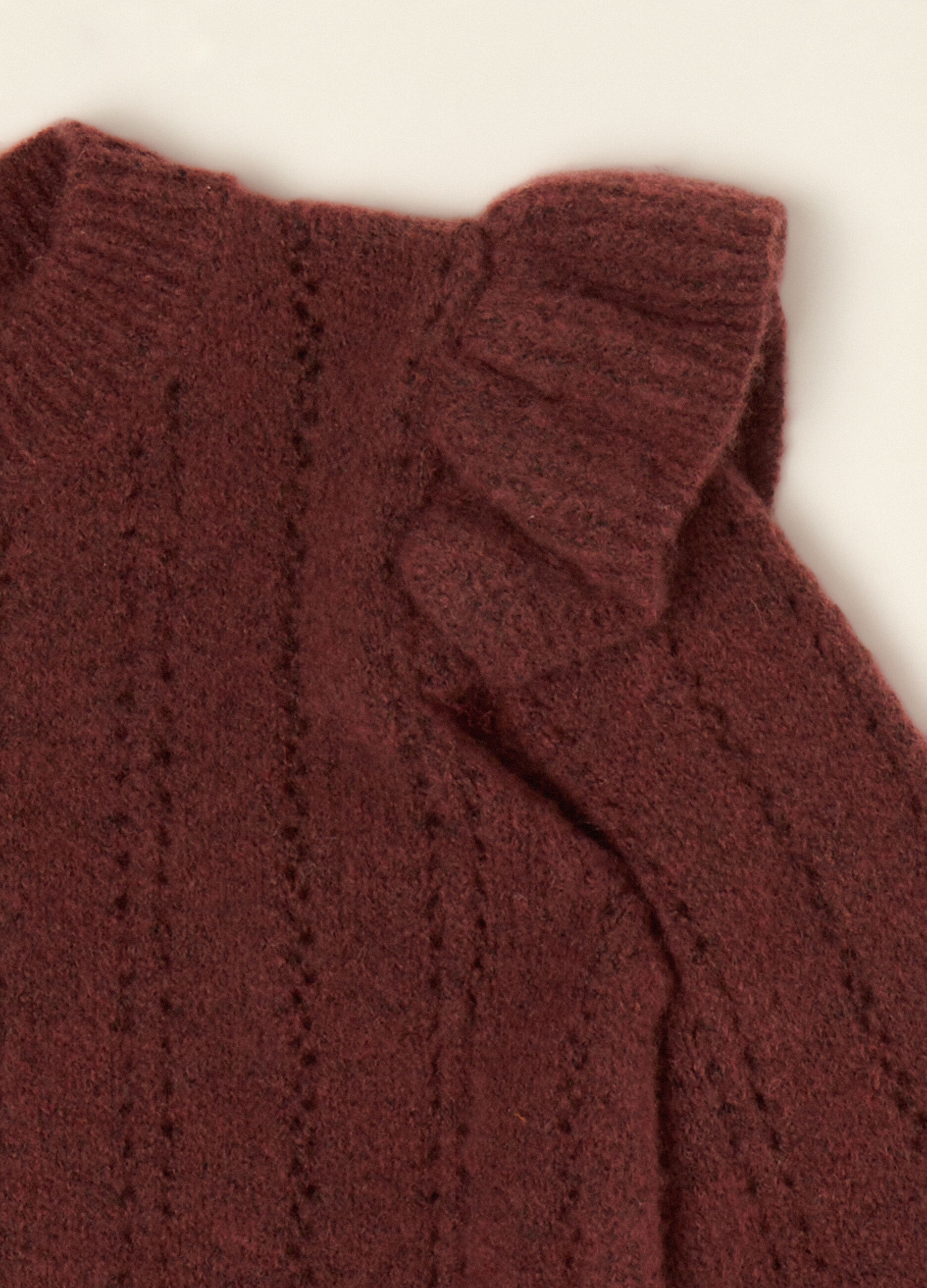 Red stretch wool crew-neck jumper