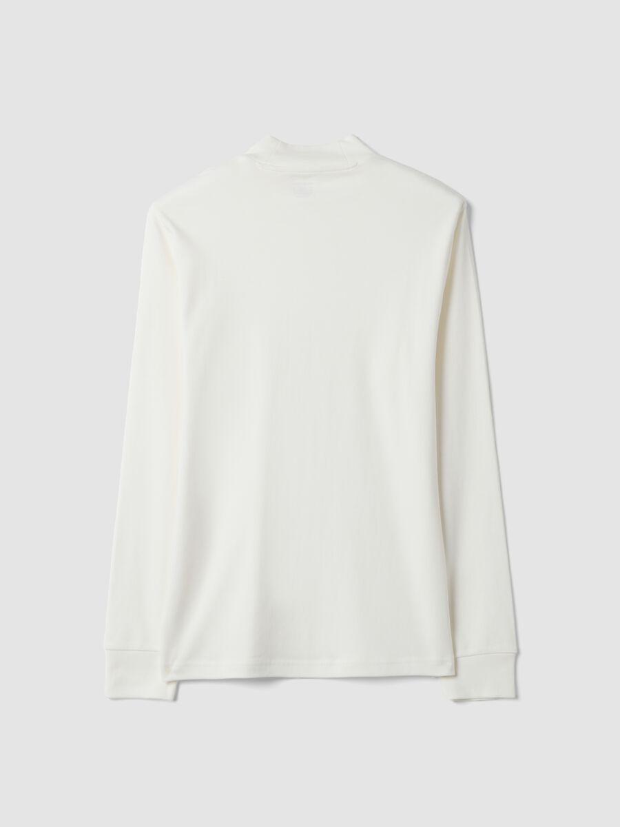 White pure cotton T-shirt with structured raised collar_2