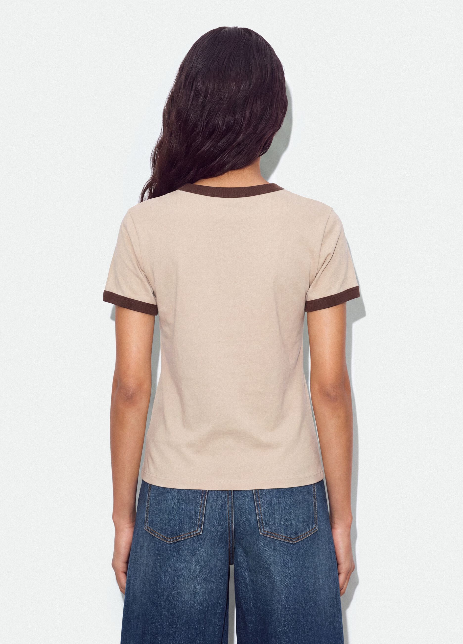Pink cotton T-shirt with front graphic print and contrast trims