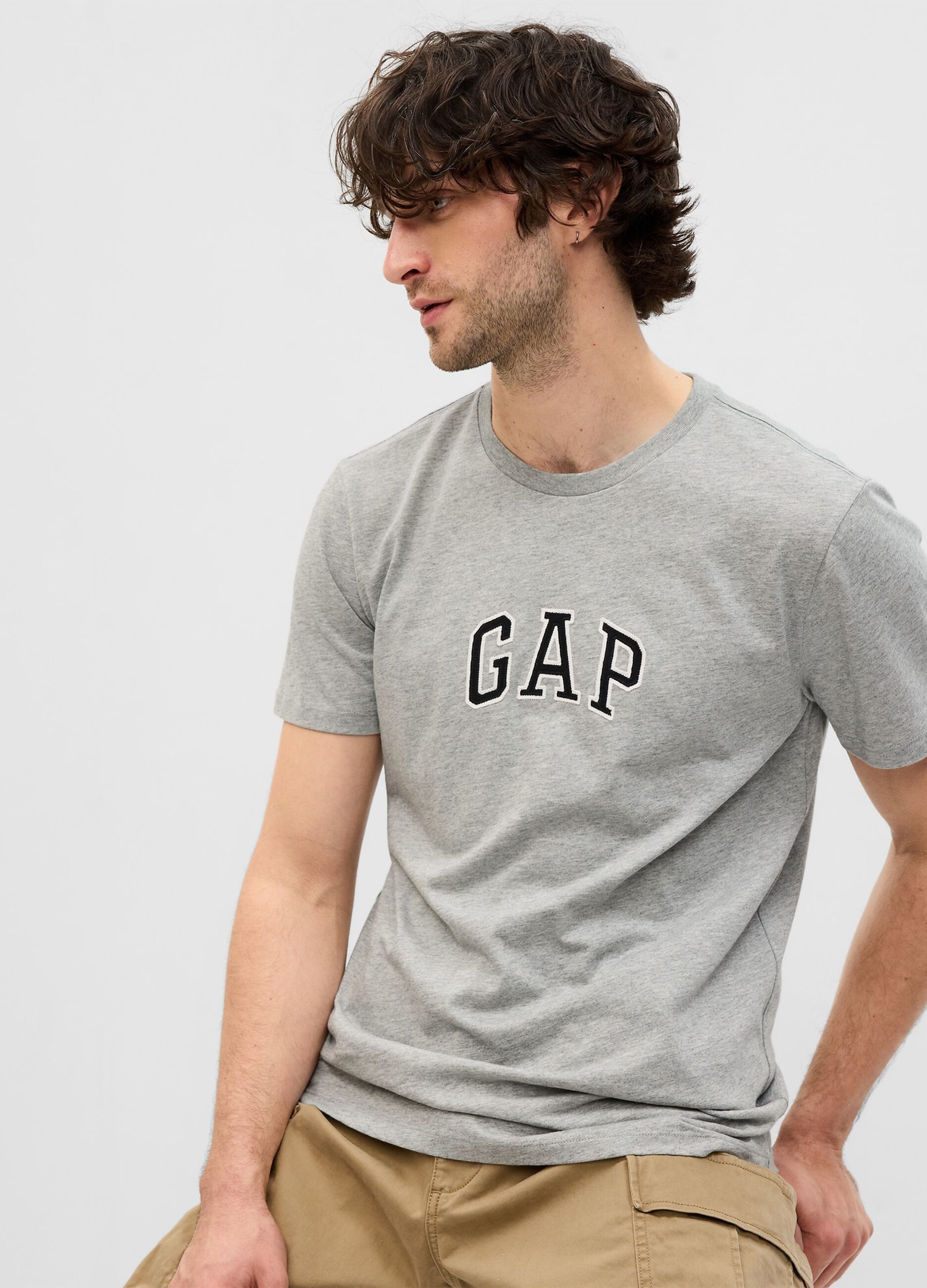 تيشيرت قطني بشعار GAP