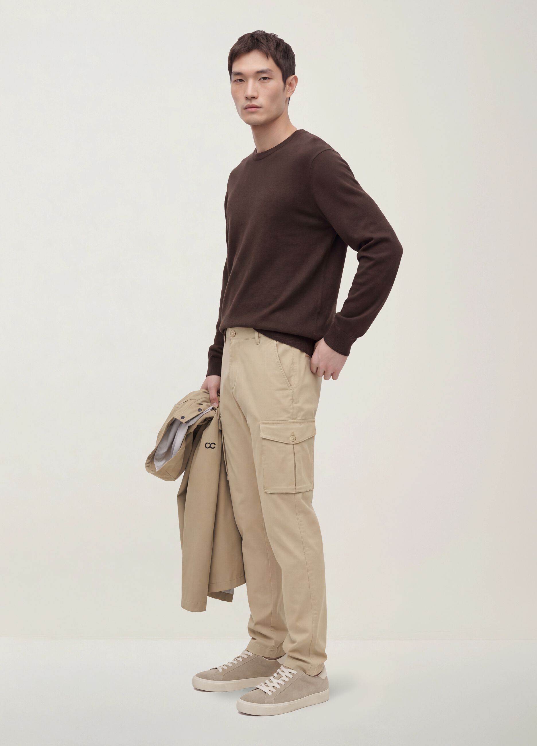 Pantaloni cargo beige in cotone elasticizzato slim fit
