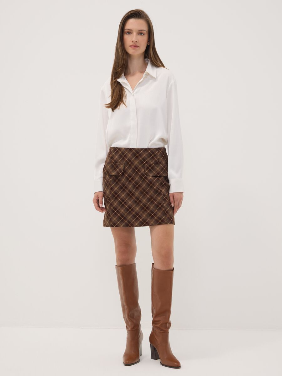 White regular-fit shirt with classic collar_1
