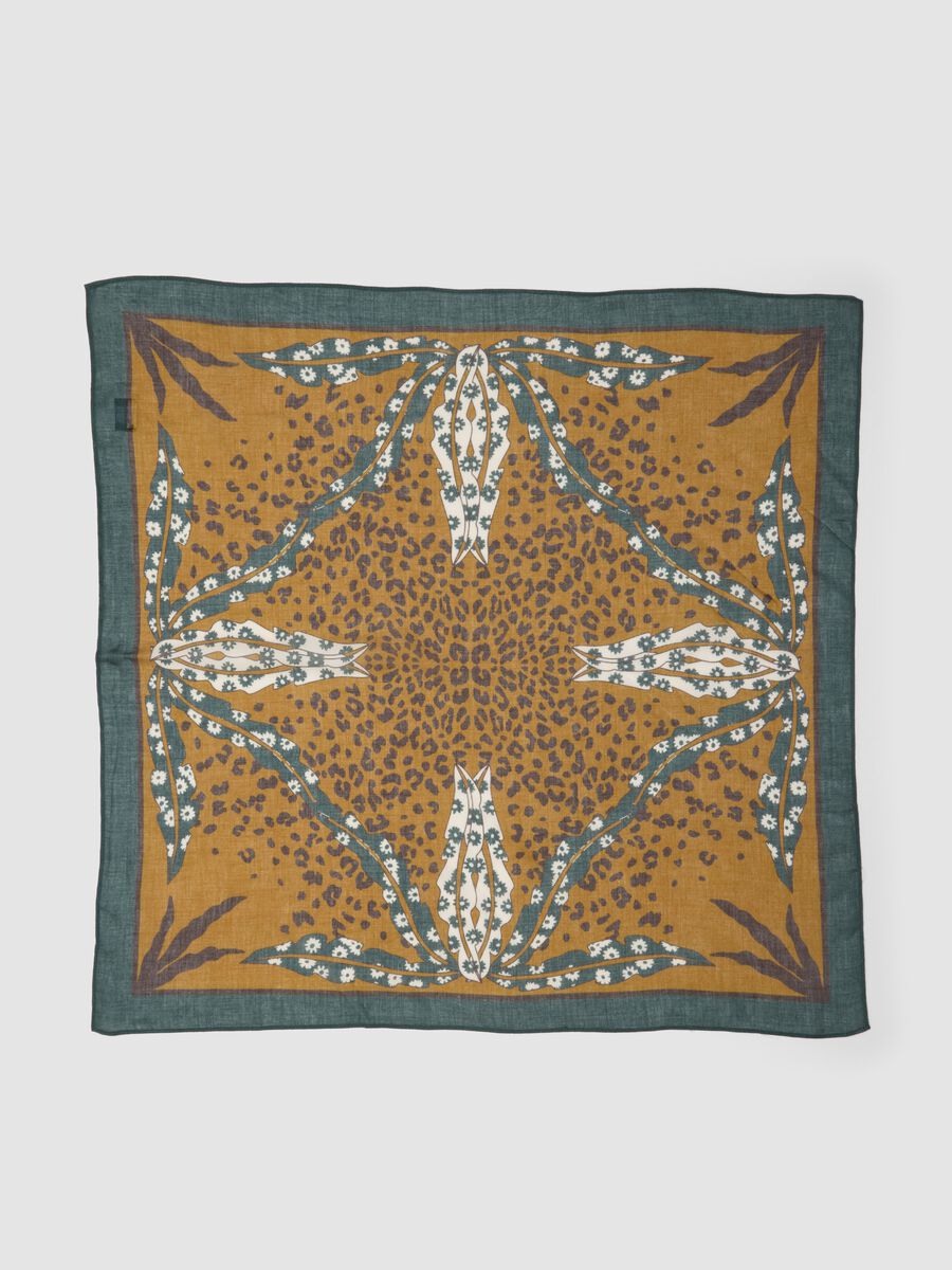 Green viscose and wool-blend scarf with print_1