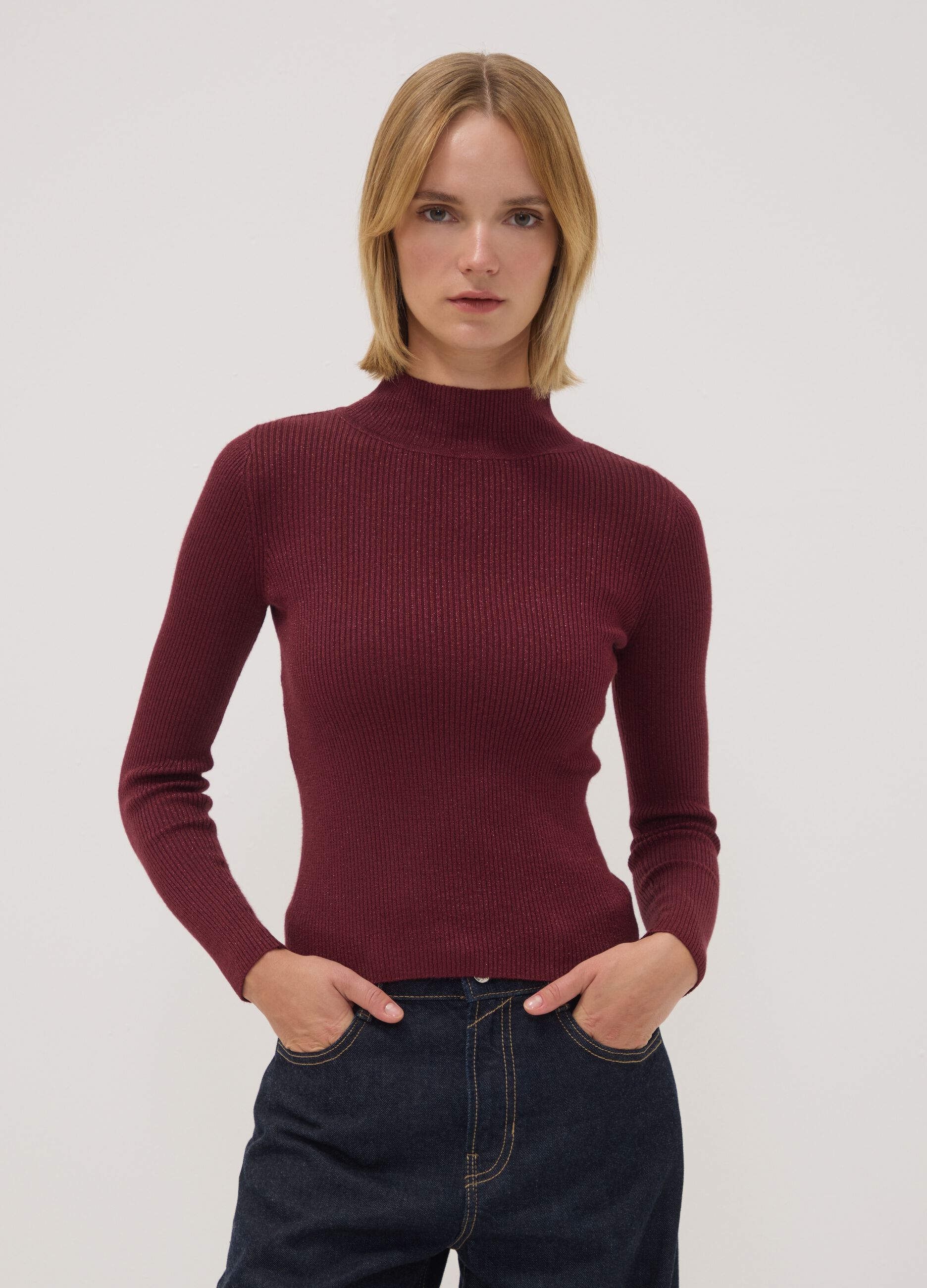 Red ribbed viscose-blend top with high neck
