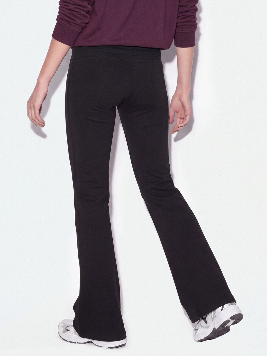 Blue flared joggers in stretch organic cotton_3