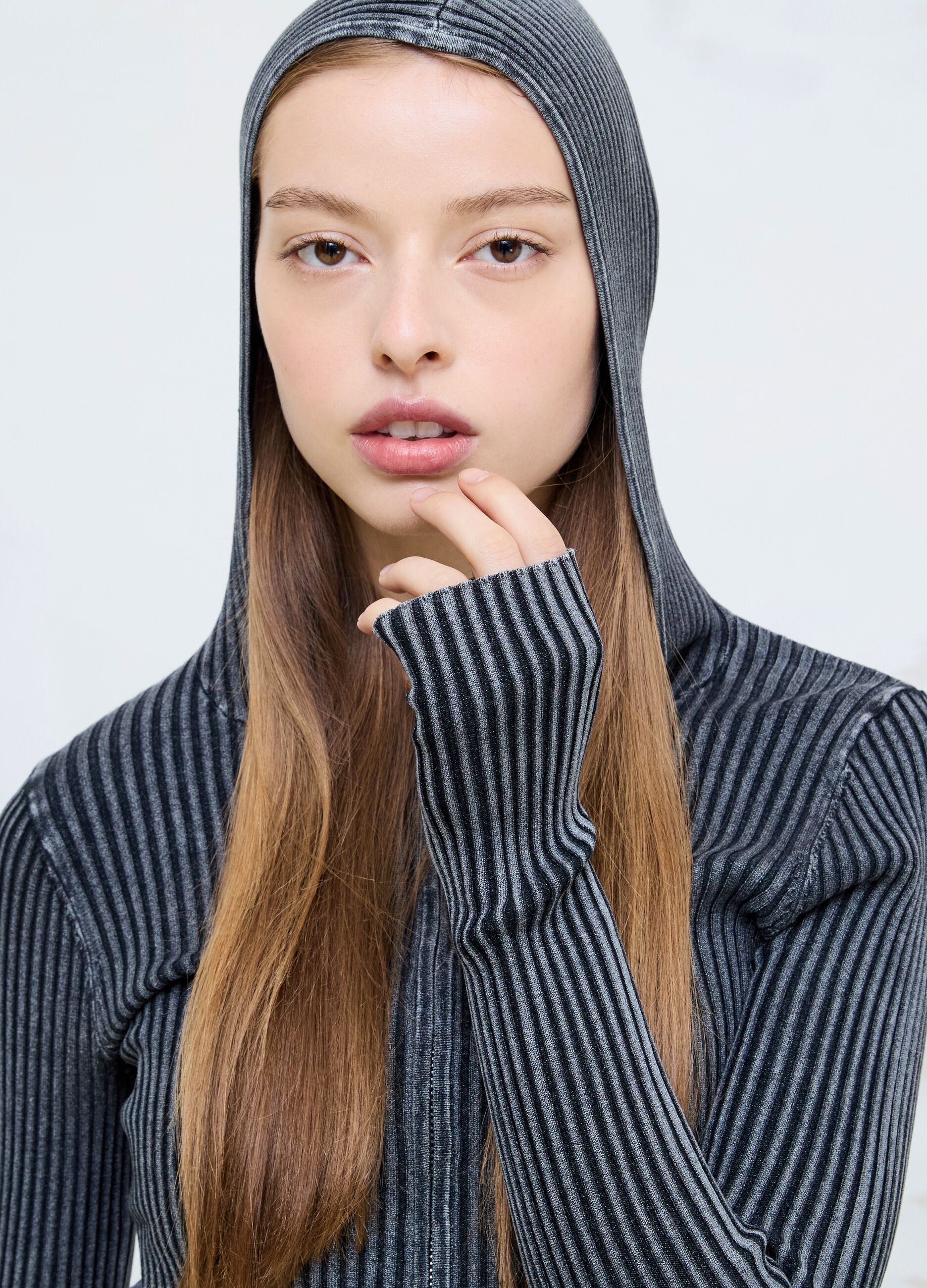 Ribbed Knit Hoodie in Vintage Grey