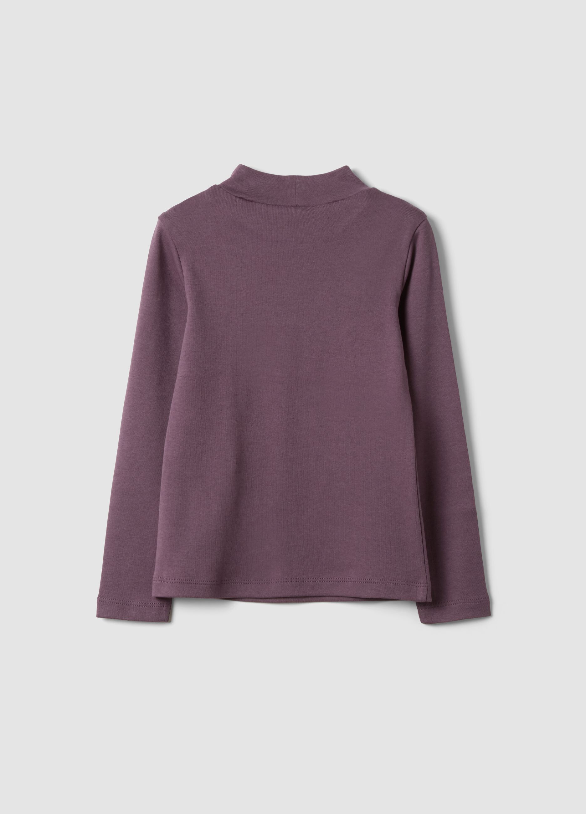 Purple organic cotton T-shirt with stand collar and animal print