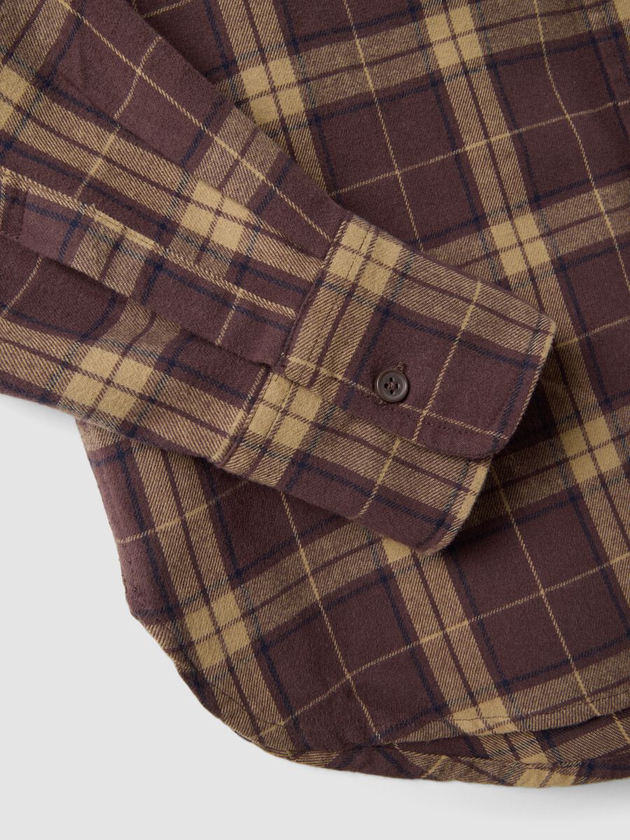 Brown checked pure cotton flannel shirt, regular fit_1