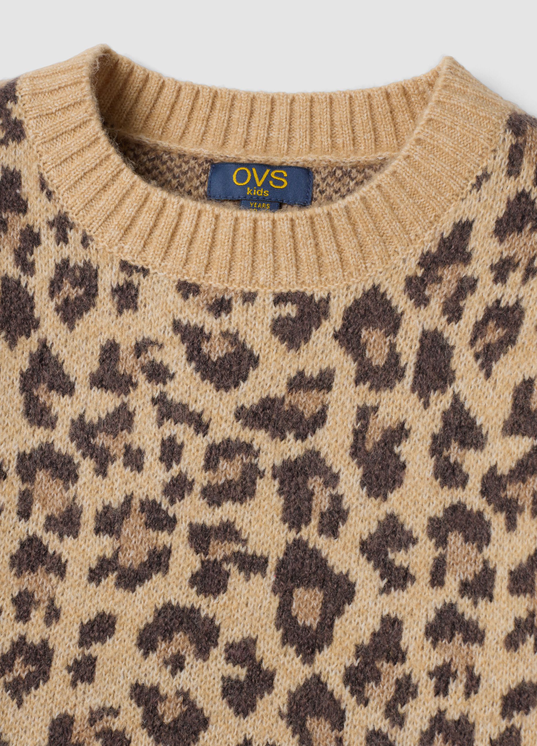 Maglione beige girocollo in lana elasticizzata